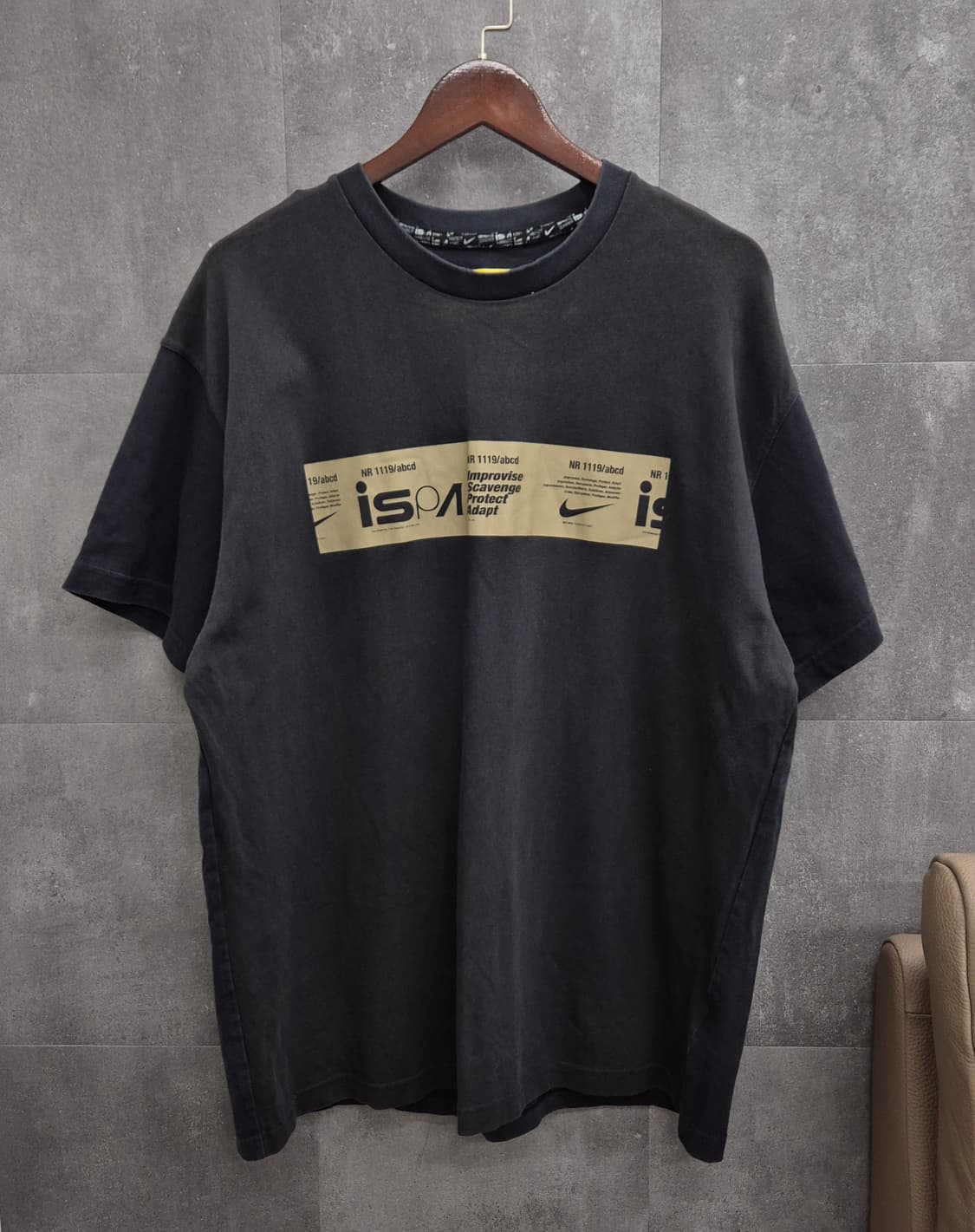 나이키 ISP Black Graphic Tee XL  상품이미지1