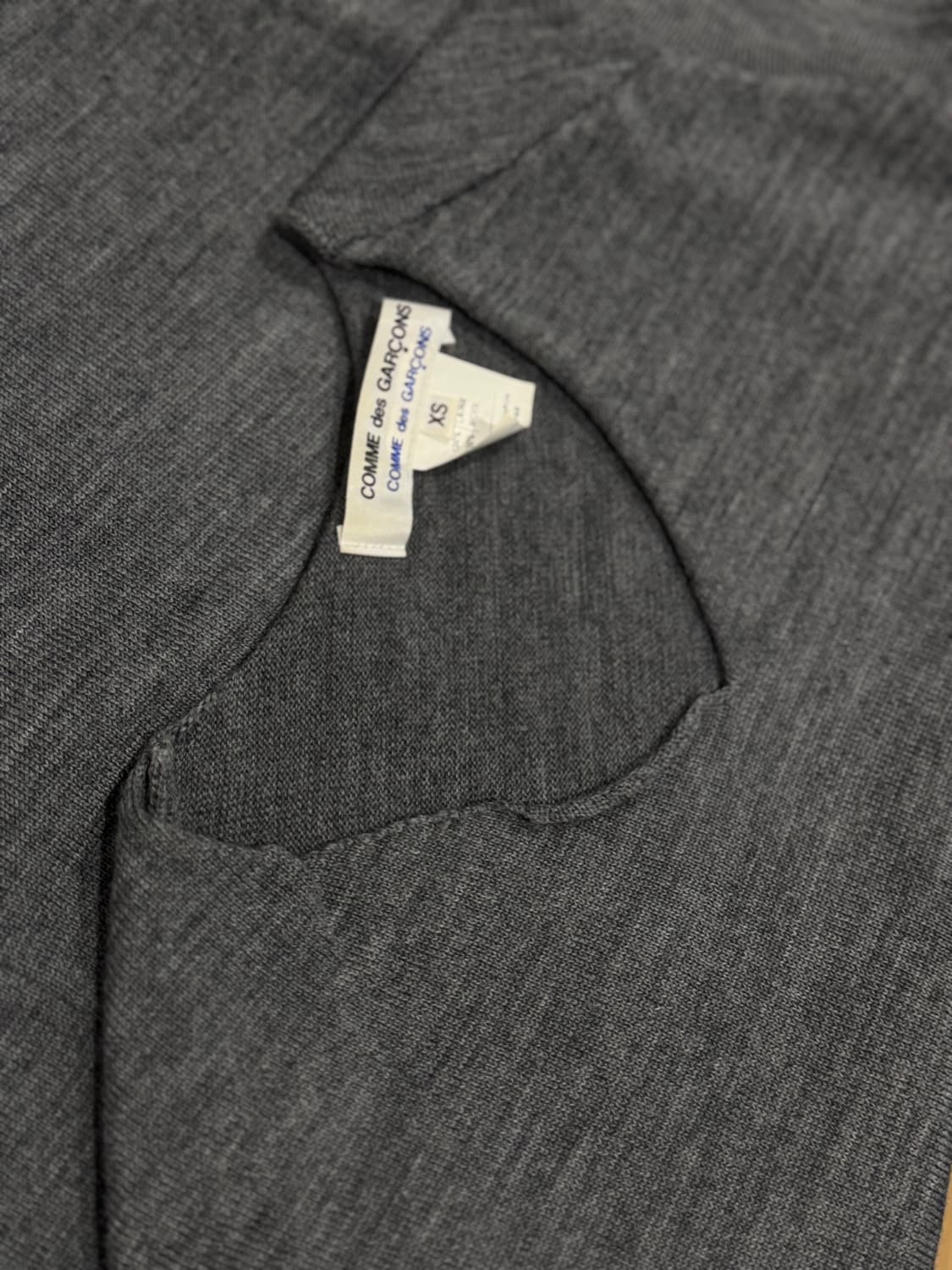 꼼데가르송 비대칭 울 니트 슬리브 상품이미지5