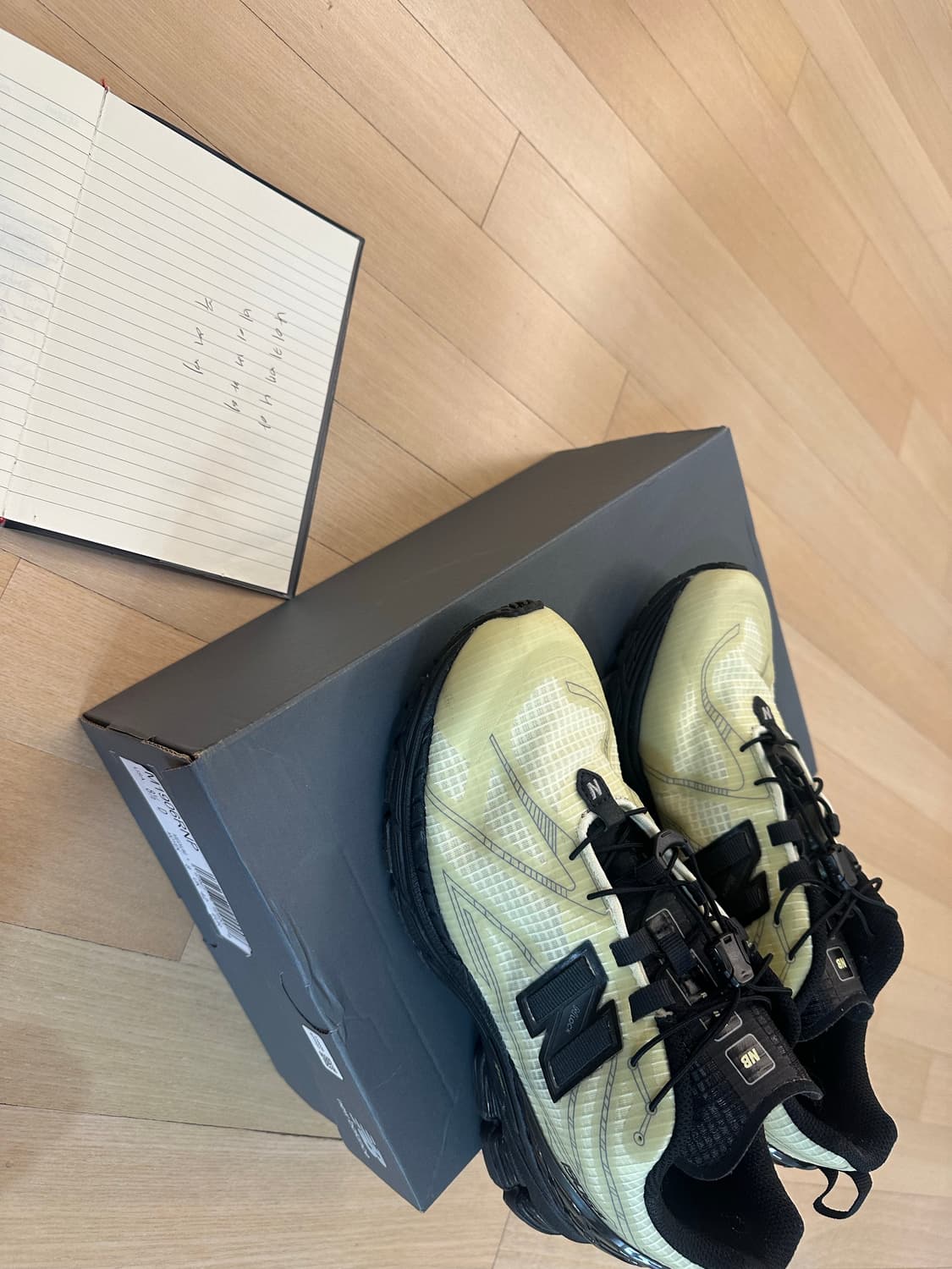 뉴발란스 1906R 피스타치오 상품이미지1