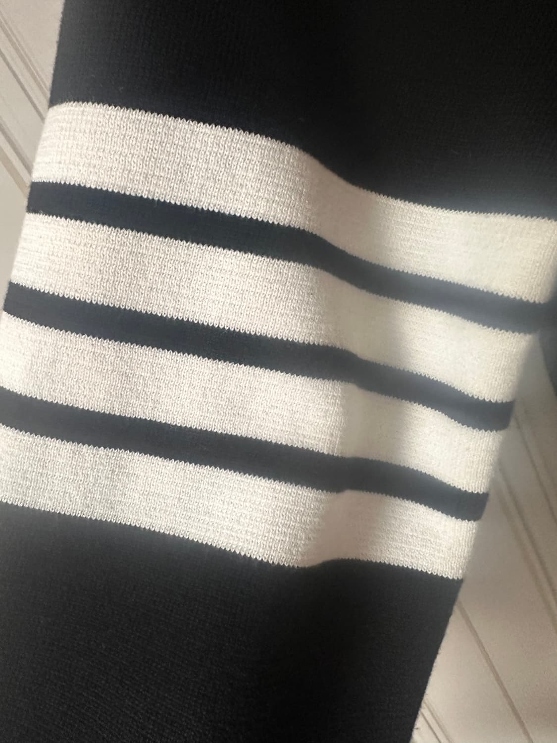 톰브라운 가디건 상품이미지2