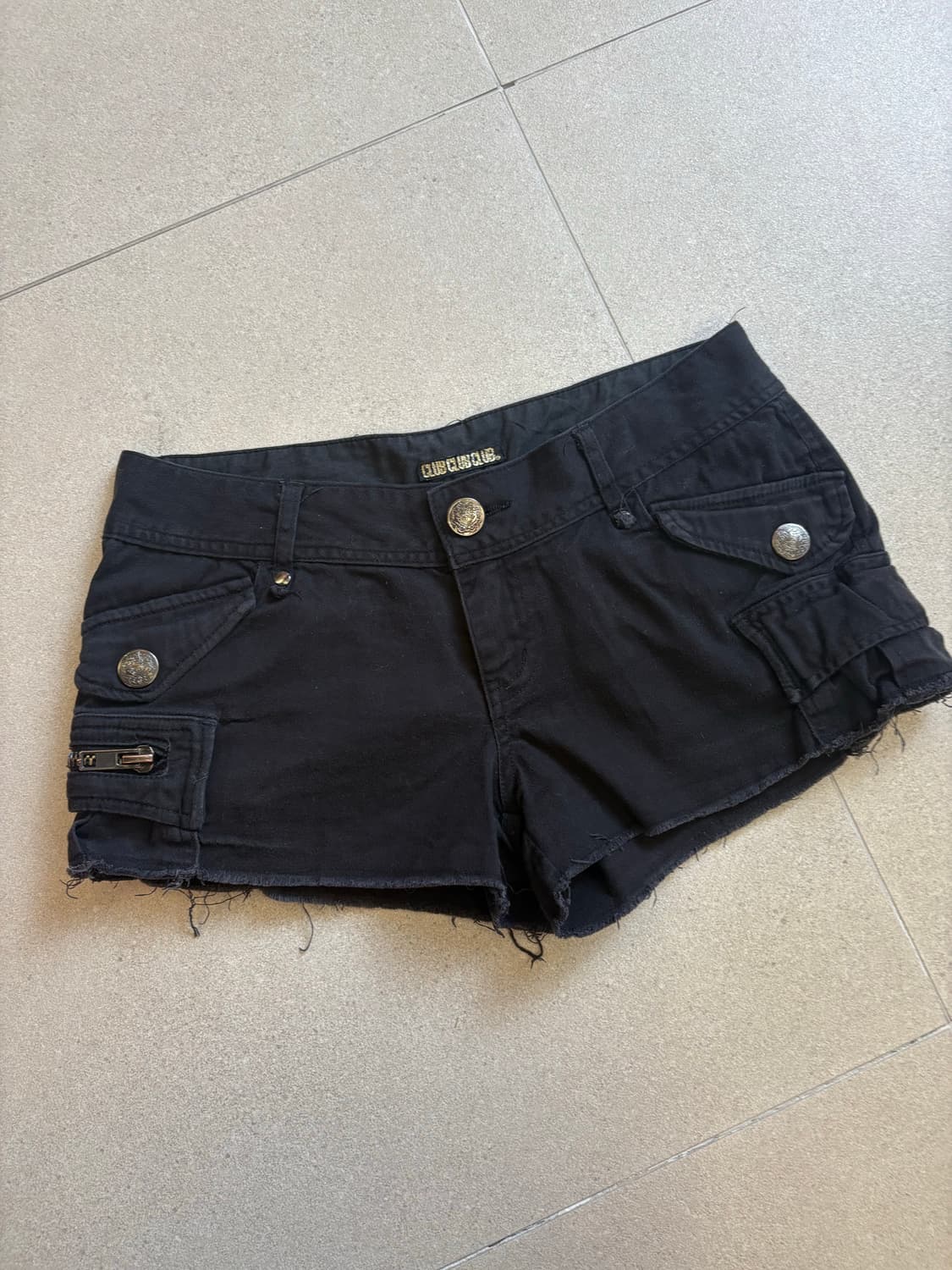 블랙 지퍼 카고 숏츠 상품이미지2