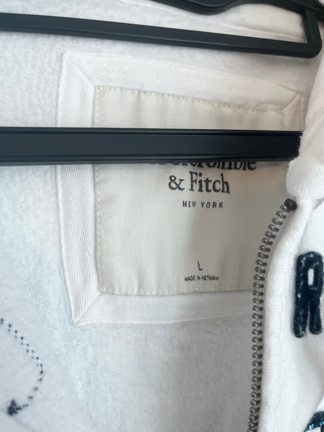 아베크롬비 스펠로고 화이트 대장 후드집업 [L]  상품이미지4