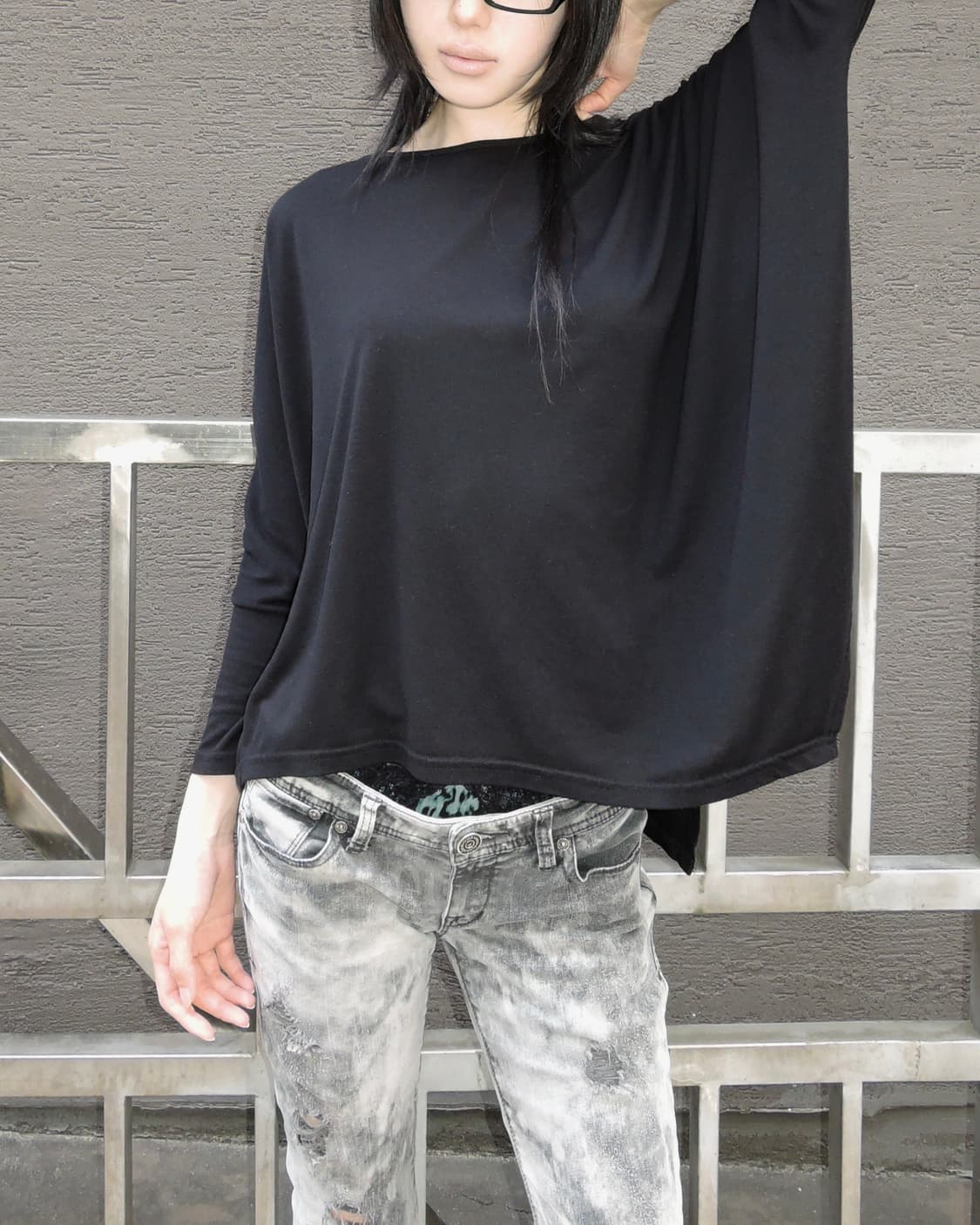 Asymmetric Dolman Sleeve  상품이미지5