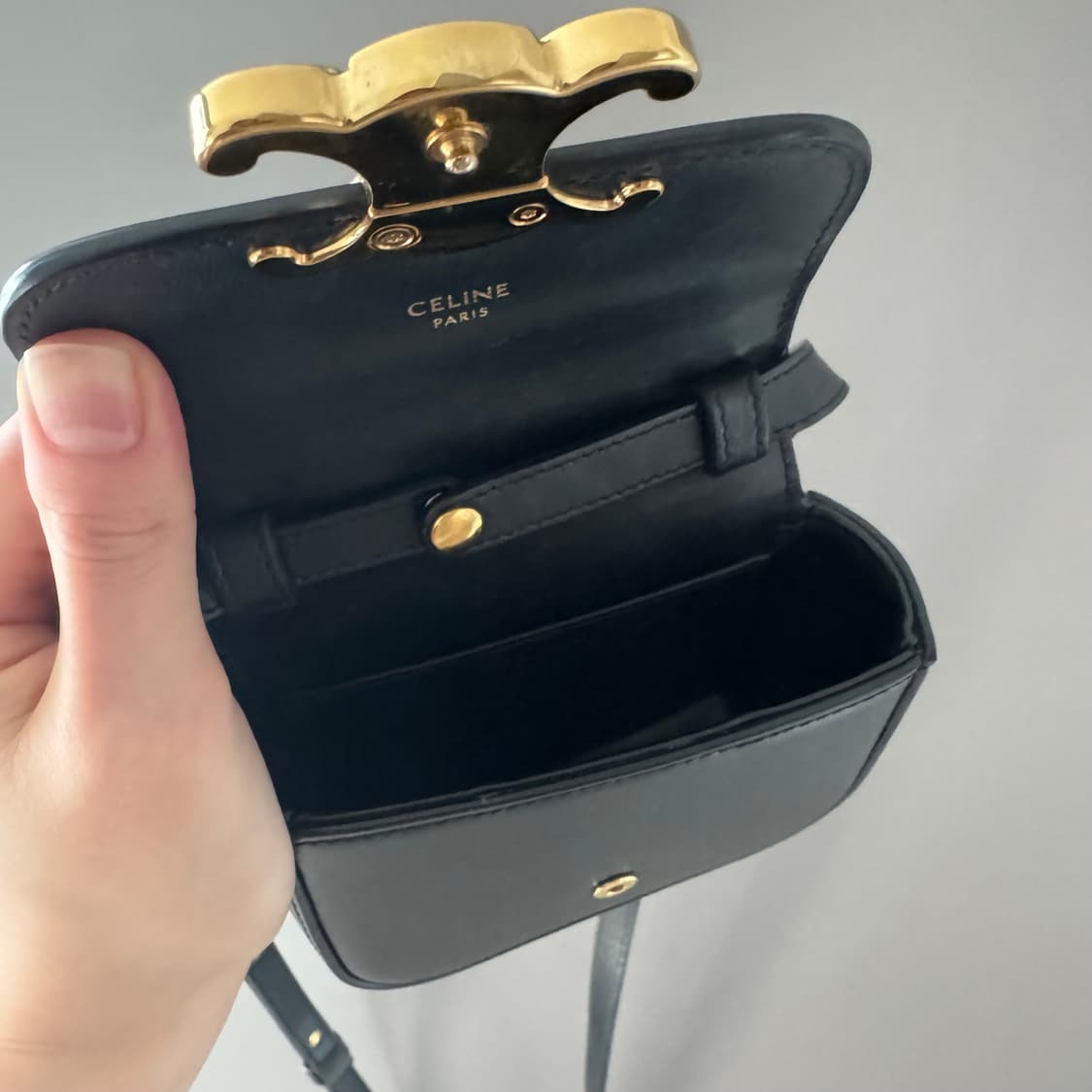 셀린느 카프스킨 블랙/네고 가능 상품이미지2