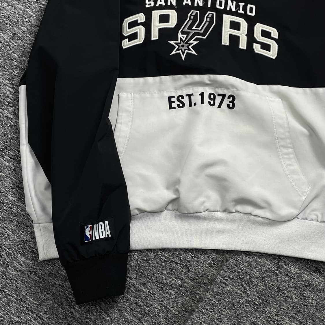 NBA 샌안토니오 스퍼스 빅로고 우븐 아노락 웜업y 1513 상품이미지3