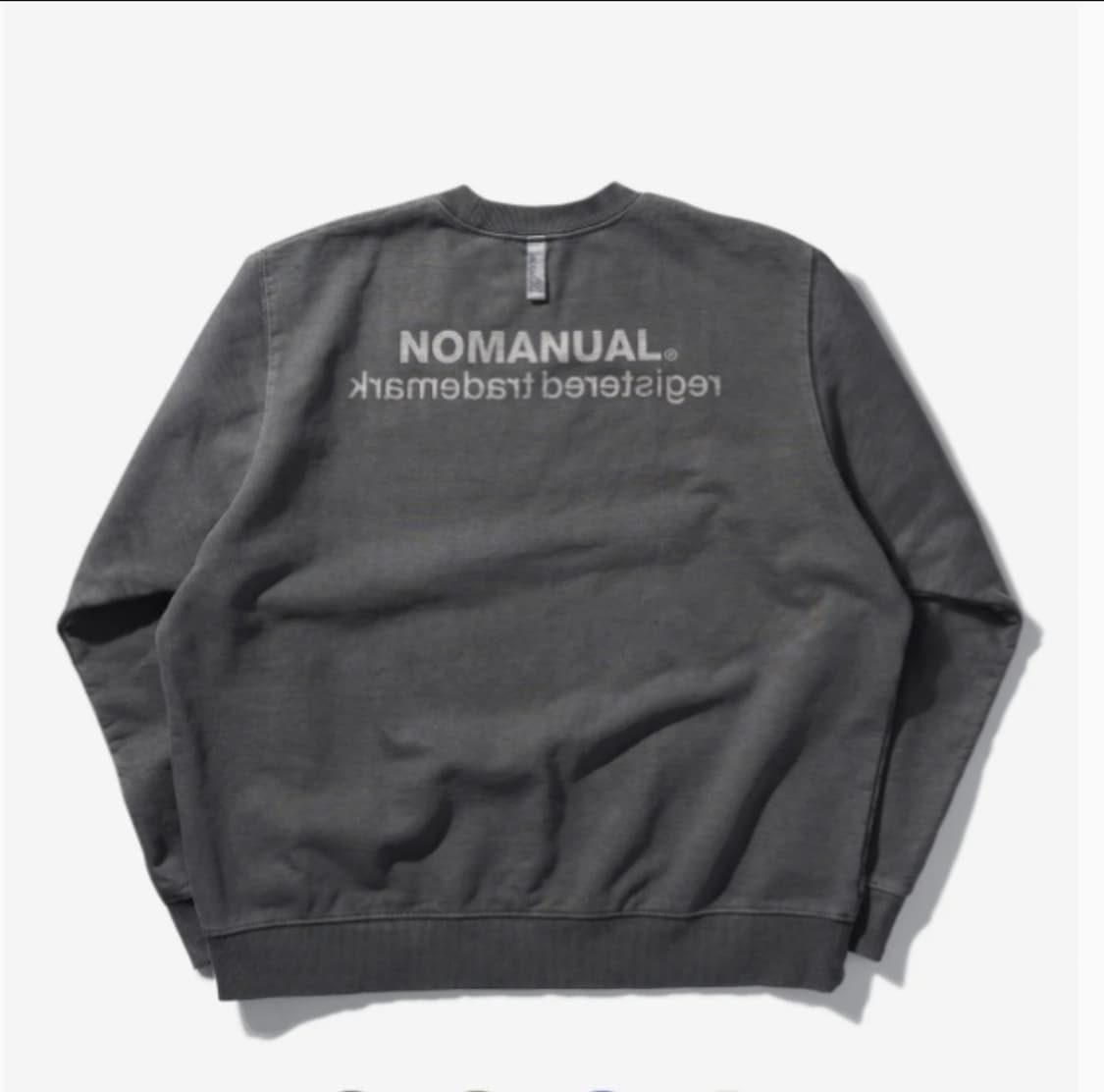 노매뉴얼 reversed TM LOGO SWEATSHIRT

L 상품이미지1