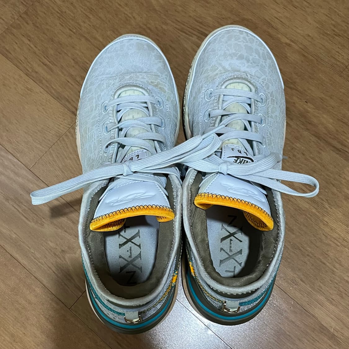 나이키 줌 르브론 젠 블루틴트 농구화 275 상품이미지5