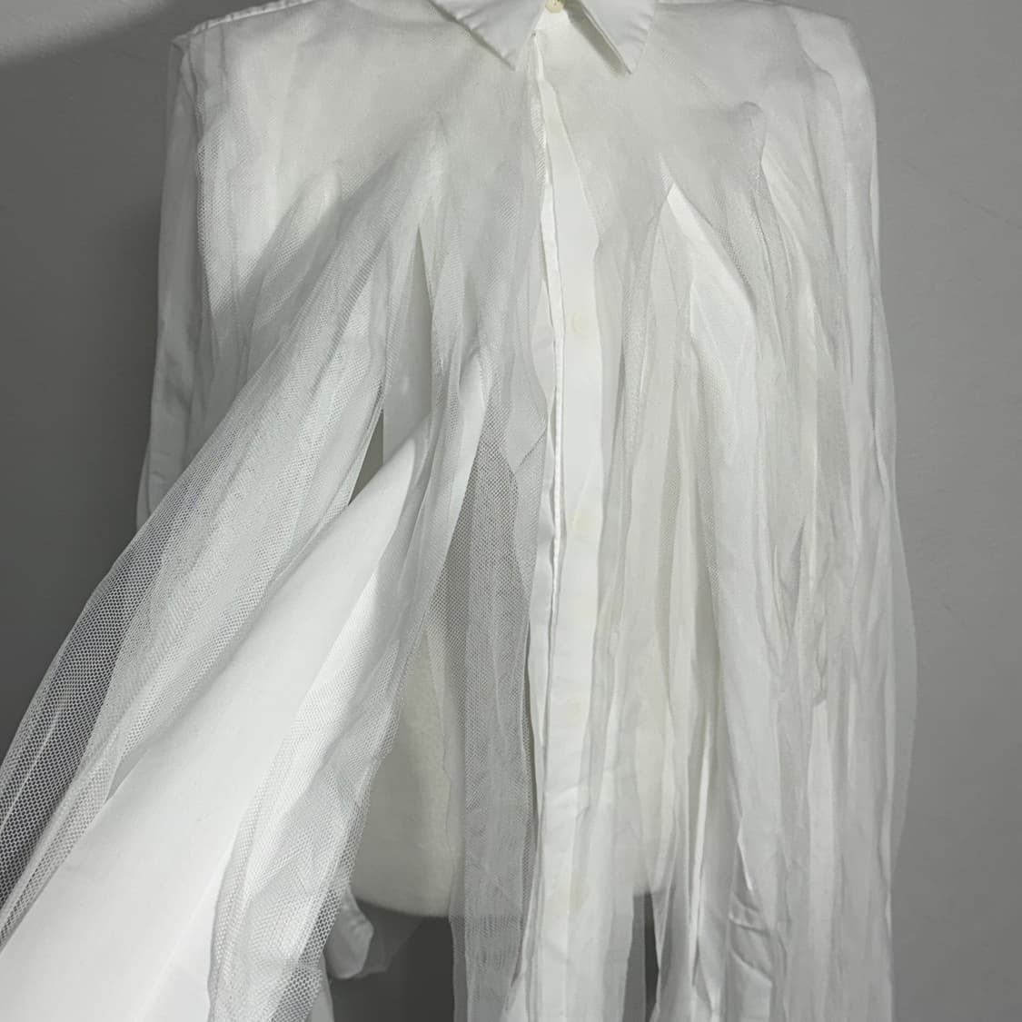 22ss 꼼데가르송 꼼데가르송 튤 커튼 블라우스 s 상품이미지3