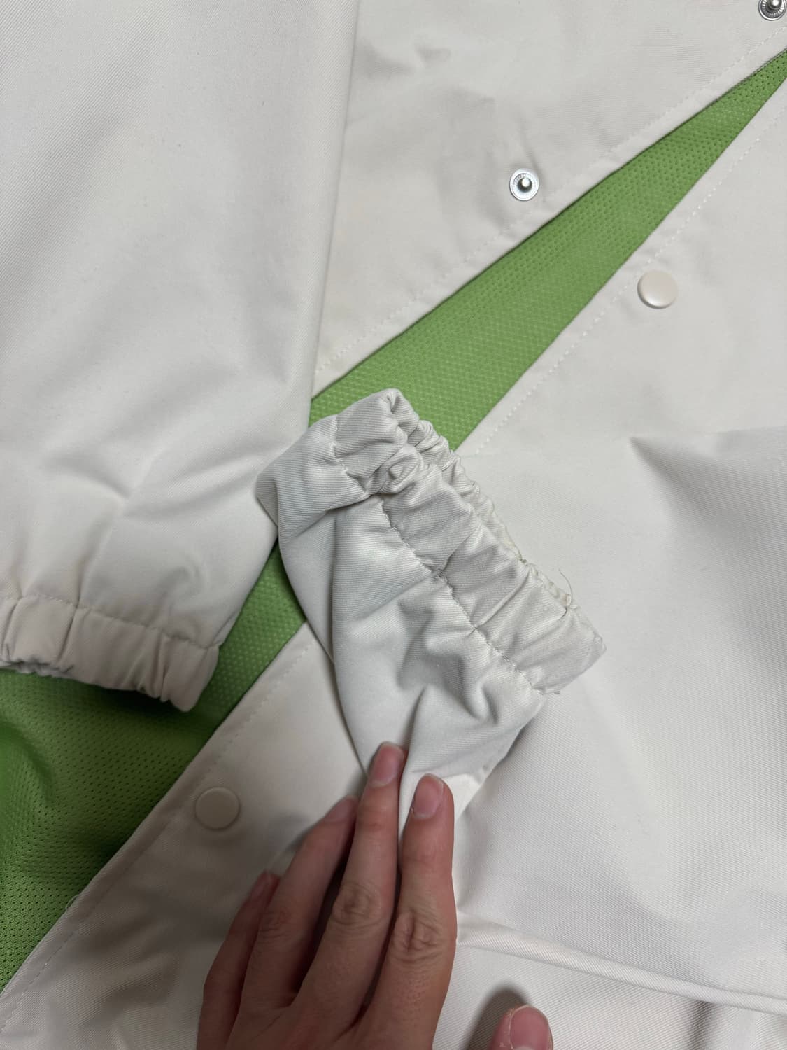 xl) PLEASURES 플레져스 코치 자켓 아이보리 상품이미지5