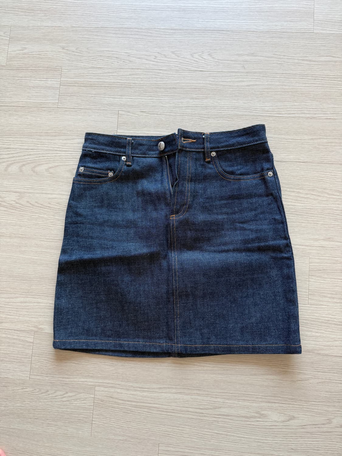 A.P.C 스커트 34사이즈 상품이미지1