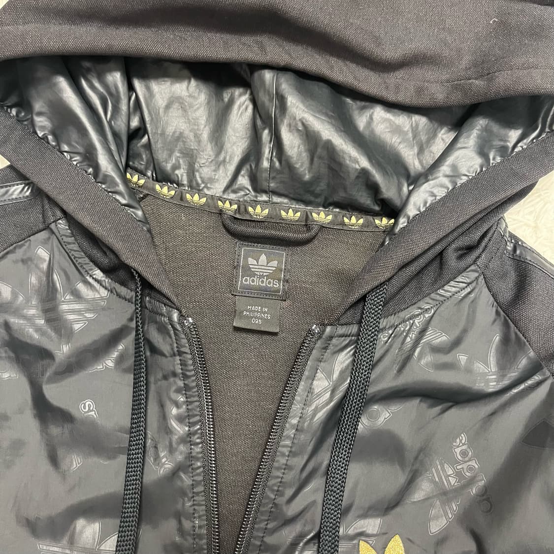 Adidas Firebird black gold glossy jersey 상품이미지6