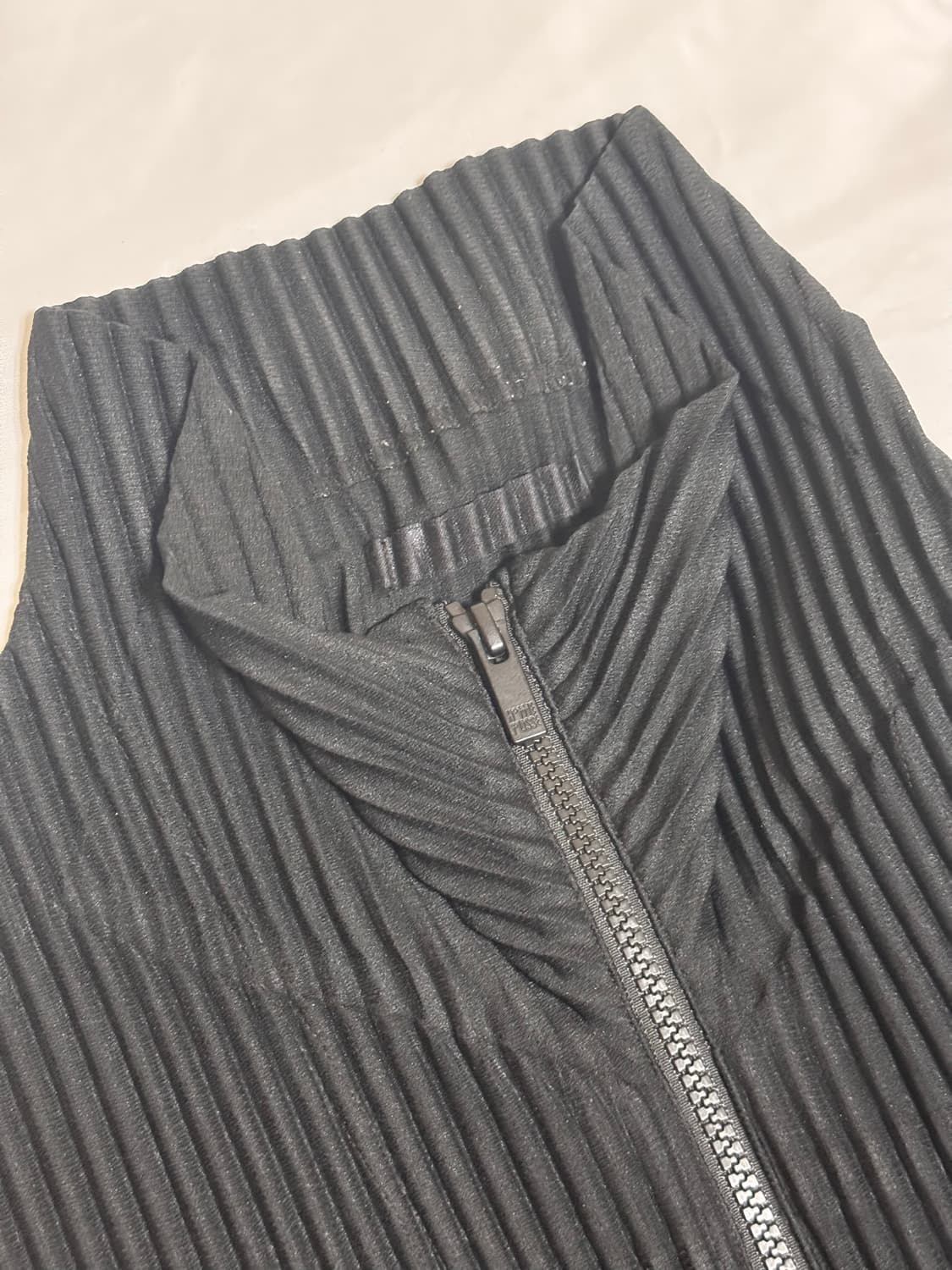 이세이미야케 옴므플리세 집업자켓 3사이즈 상품이미지3