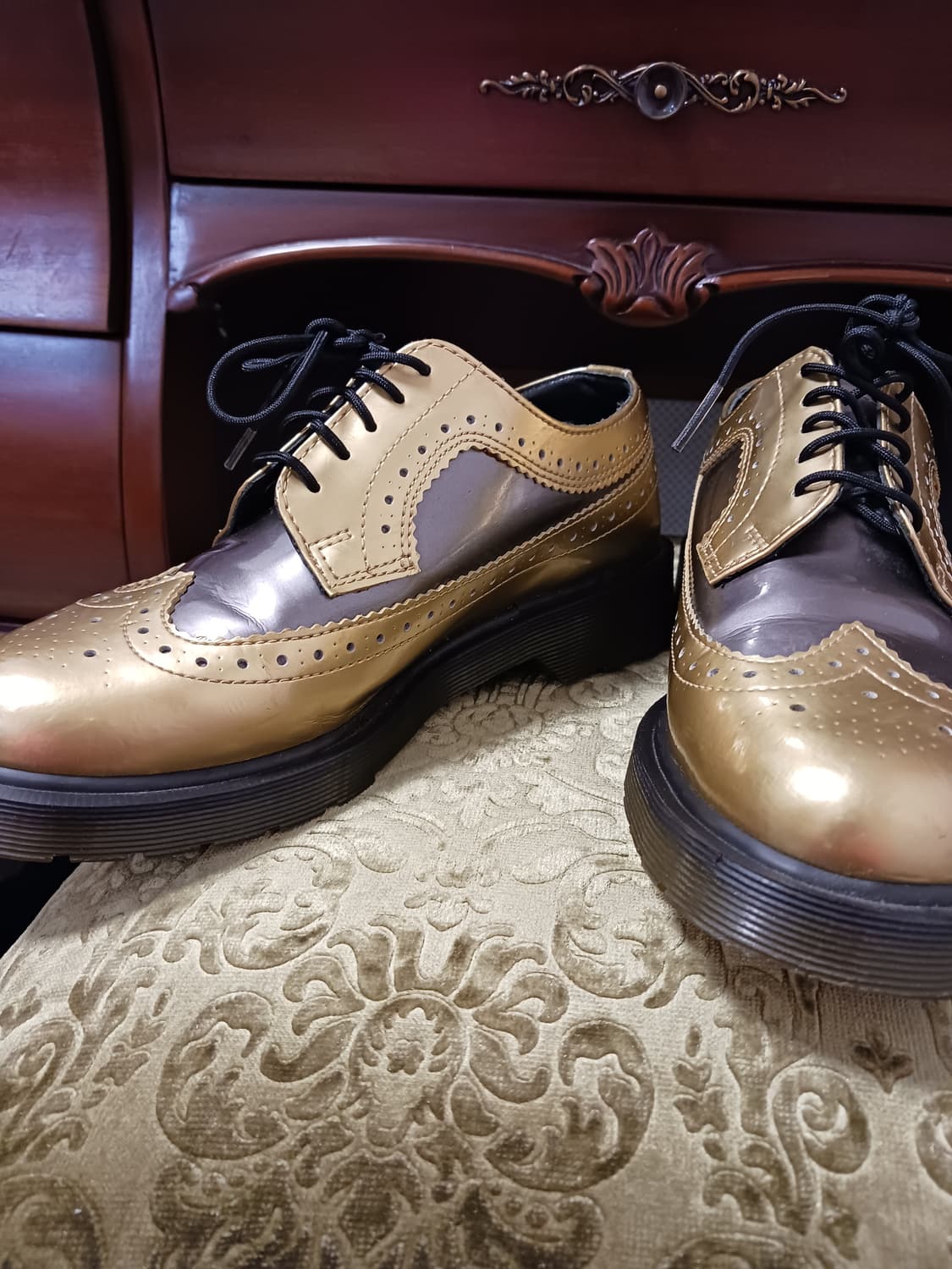 닥터 마틴 윙팁 3989 브로그 스펙트라  골드  상품이미지2