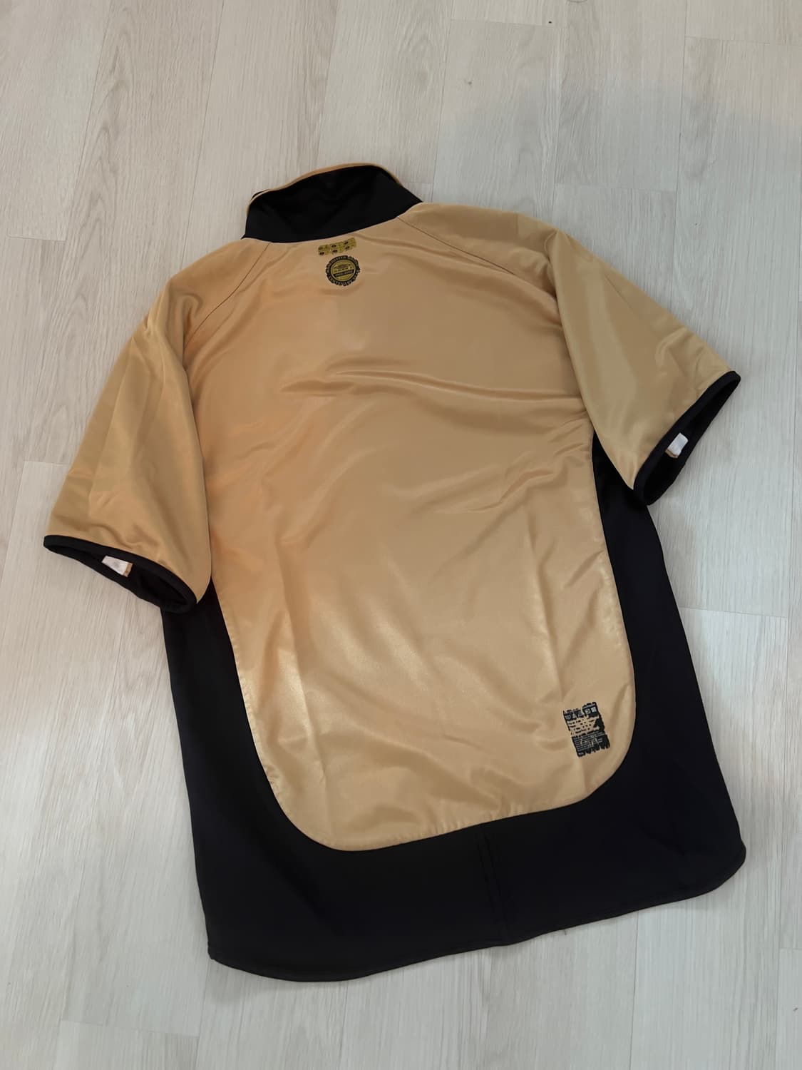 01/02 맨체스터 유나이티드 어웨이 백주년 베컴 유니폼 상품이미지4