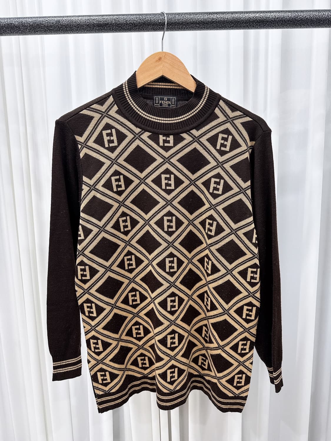 펜디 주카패턴 니트 상품이미지1