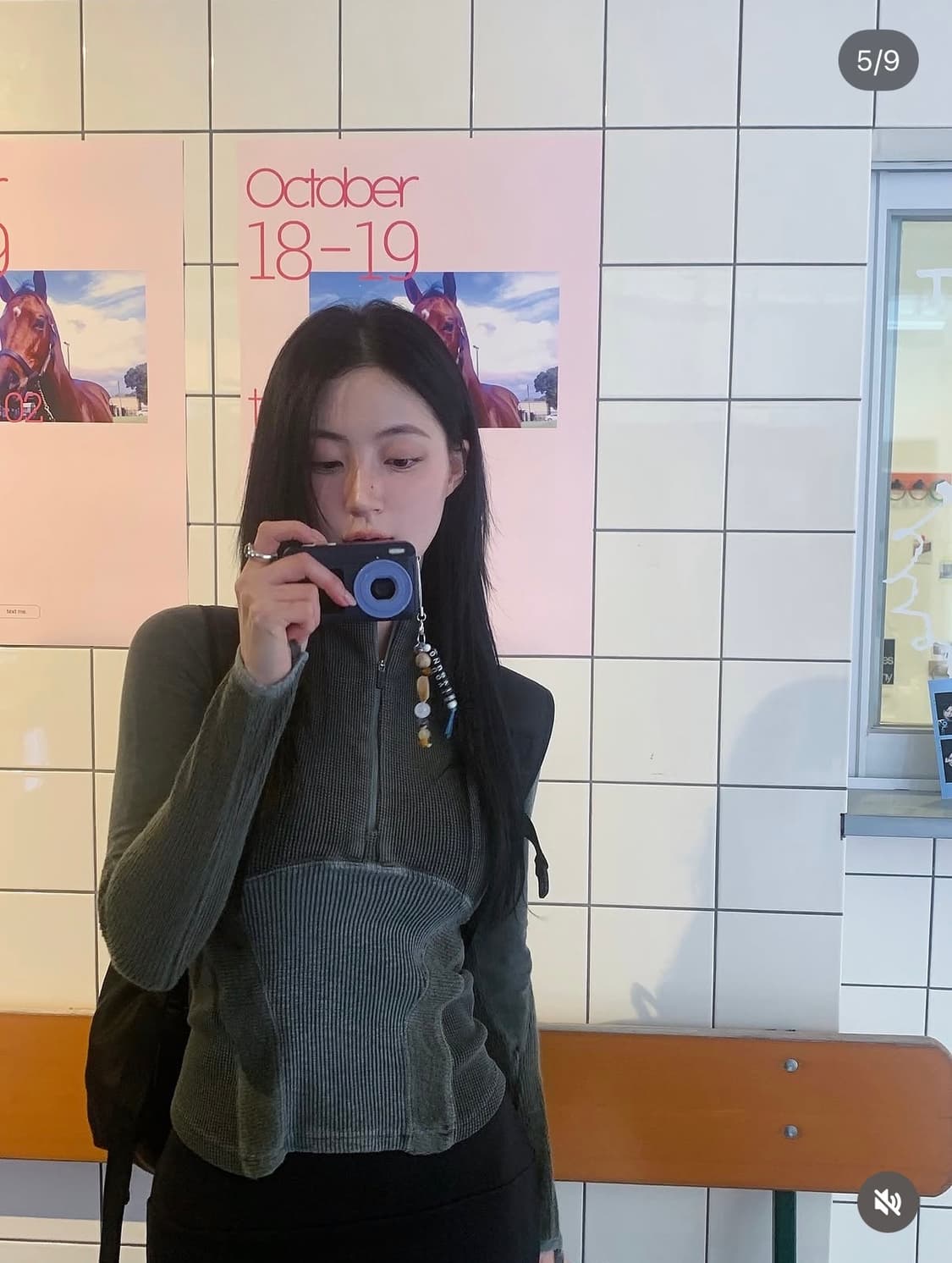 HYEIN SEO Half-Zip Raglan 혜인서 하프집업 상품이미지4
