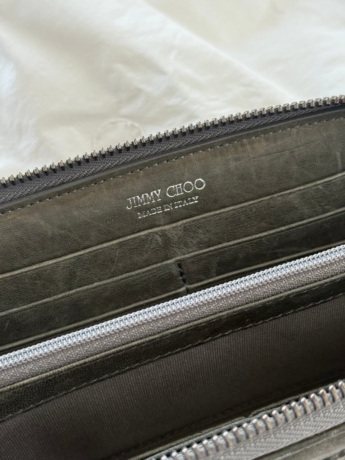 정품. 정가150만원. 지미추 별자리 스터드 장지갑 여성지갑 코인지갑 지 상품이미지7