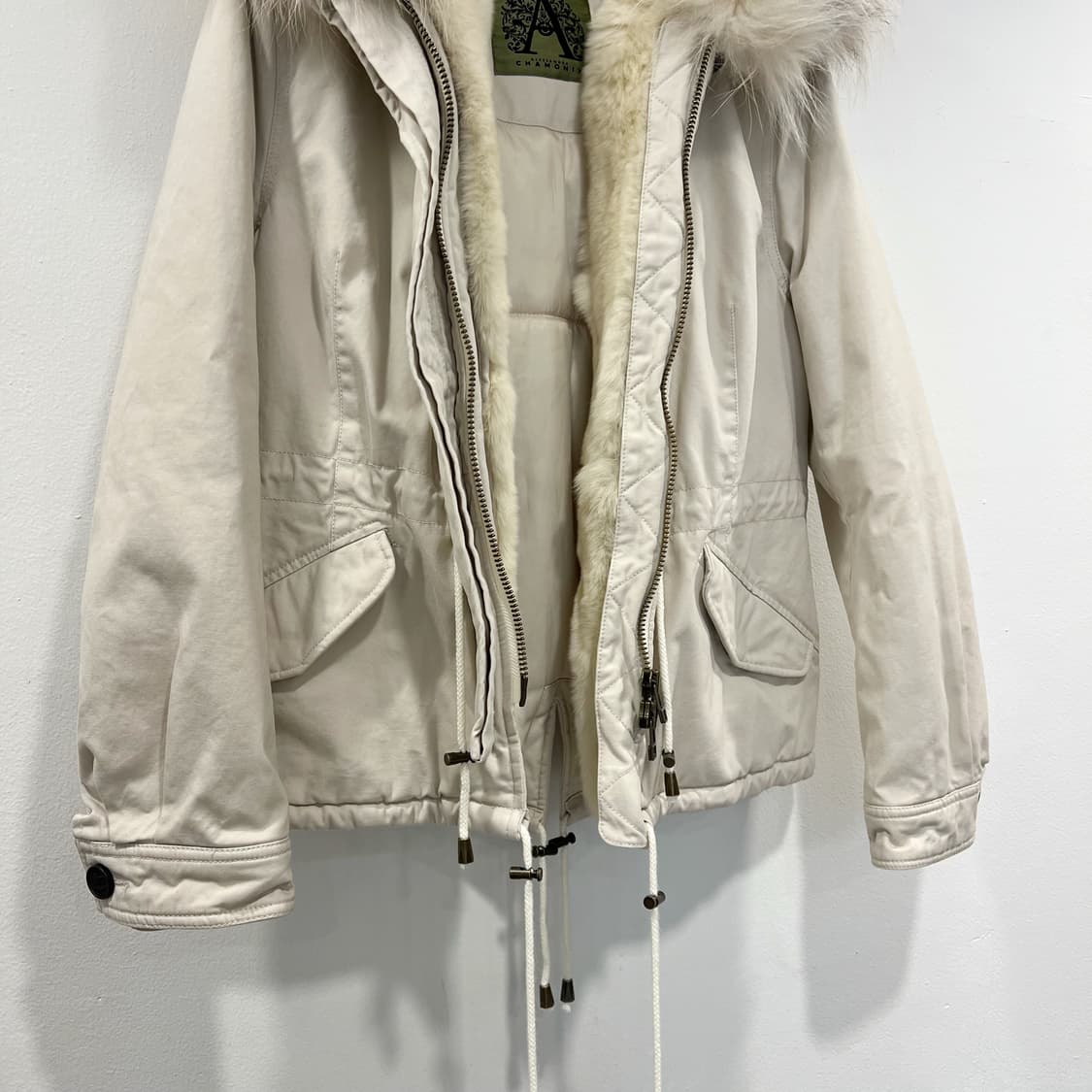 Alessandra CHAMONIX 알레산드라 샤모닉스 숏 점퍼 상품이미지3