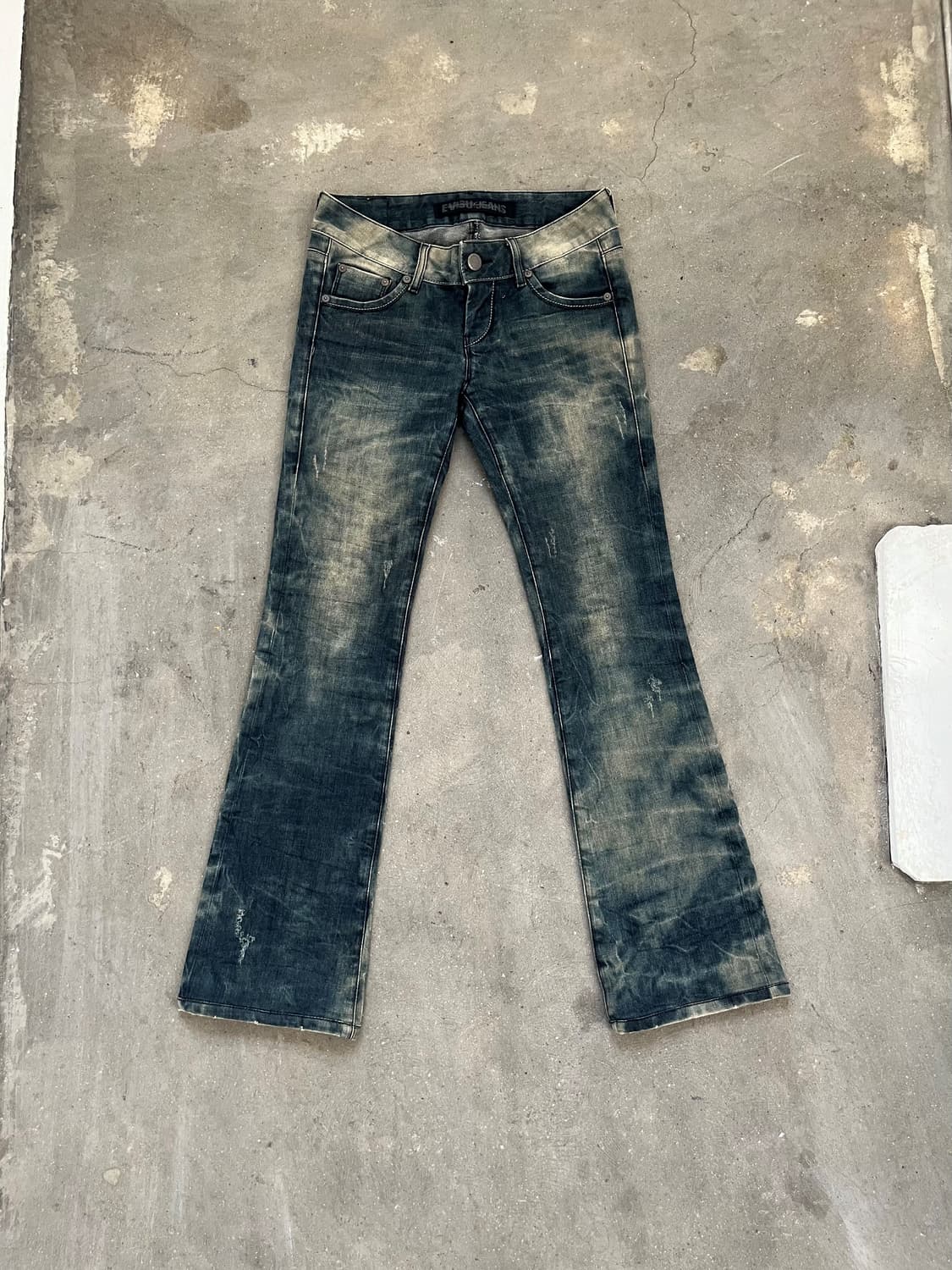 EVISU 로우라이즈 부츠컷 데님팬츠 상품이미지1