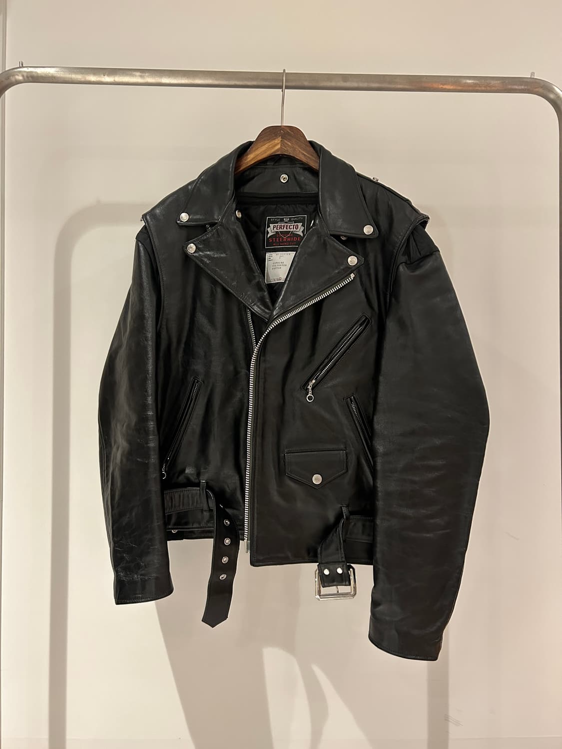 Sacai x Schott Perfecto Leather Jacket 상품이미지1
