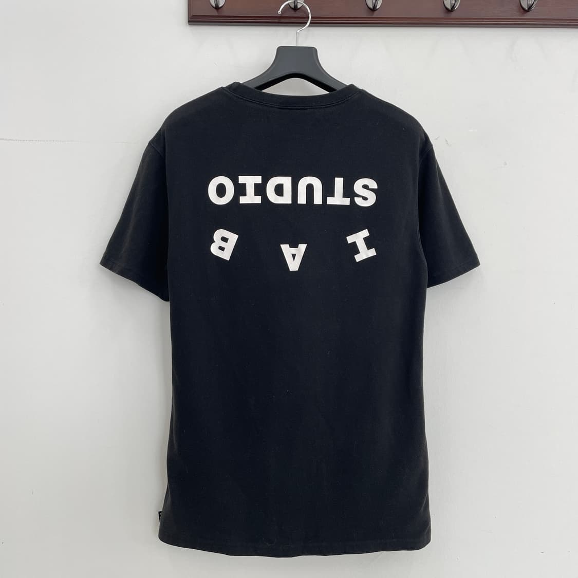 아이앱 식케이 공용95 콜라보 블랙 반할 티셔츠 상품이미지4