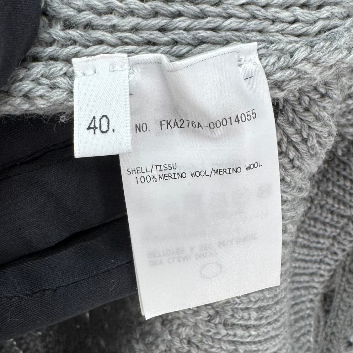 [40사이즈] 톰브라운 아란 케이블 사선 니트 그레이 (FKA276A) 상품이미지8