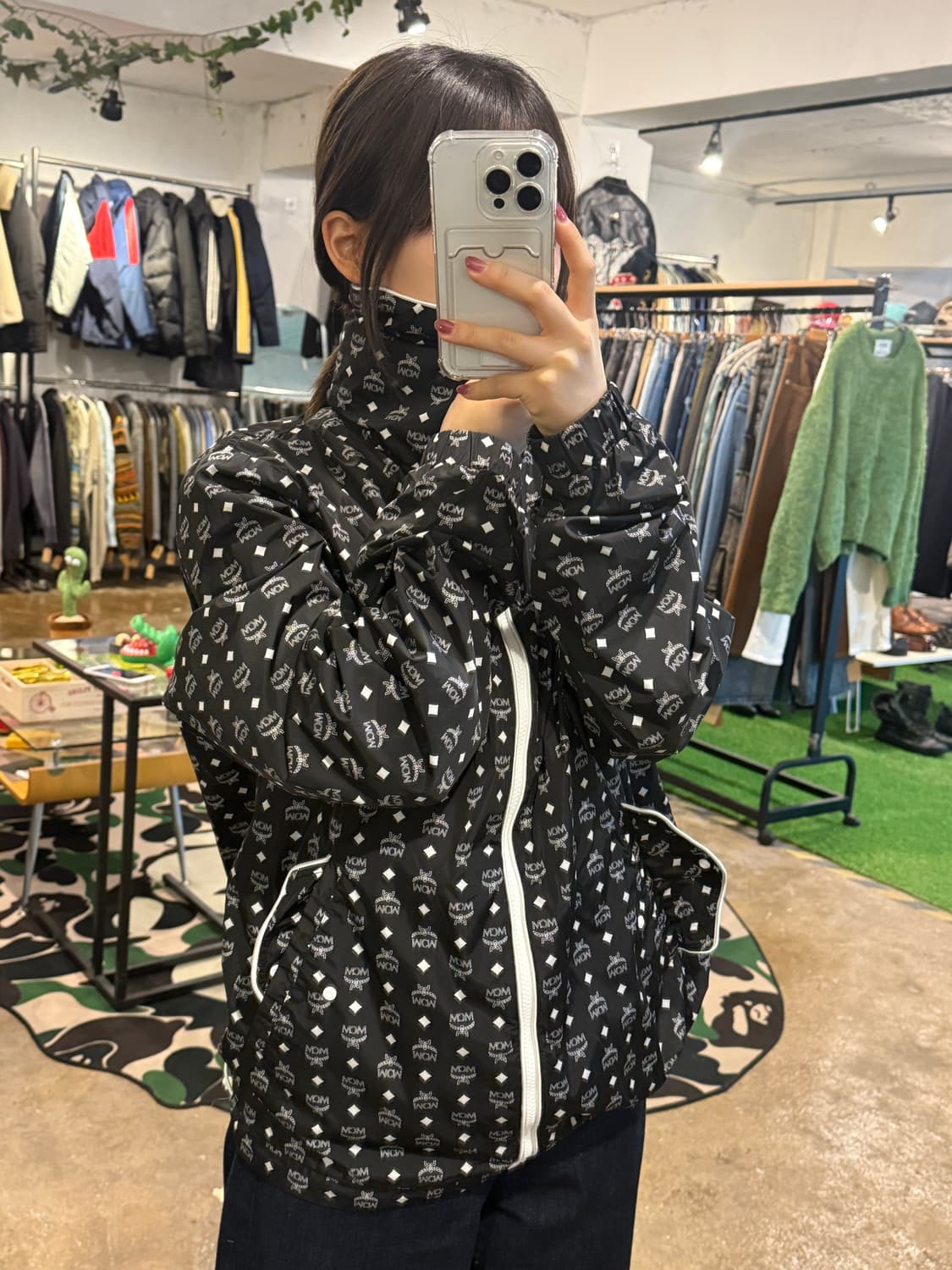 MCM 리버시블 윈드브레이커 (블랙 모노그램) 상품이미지3