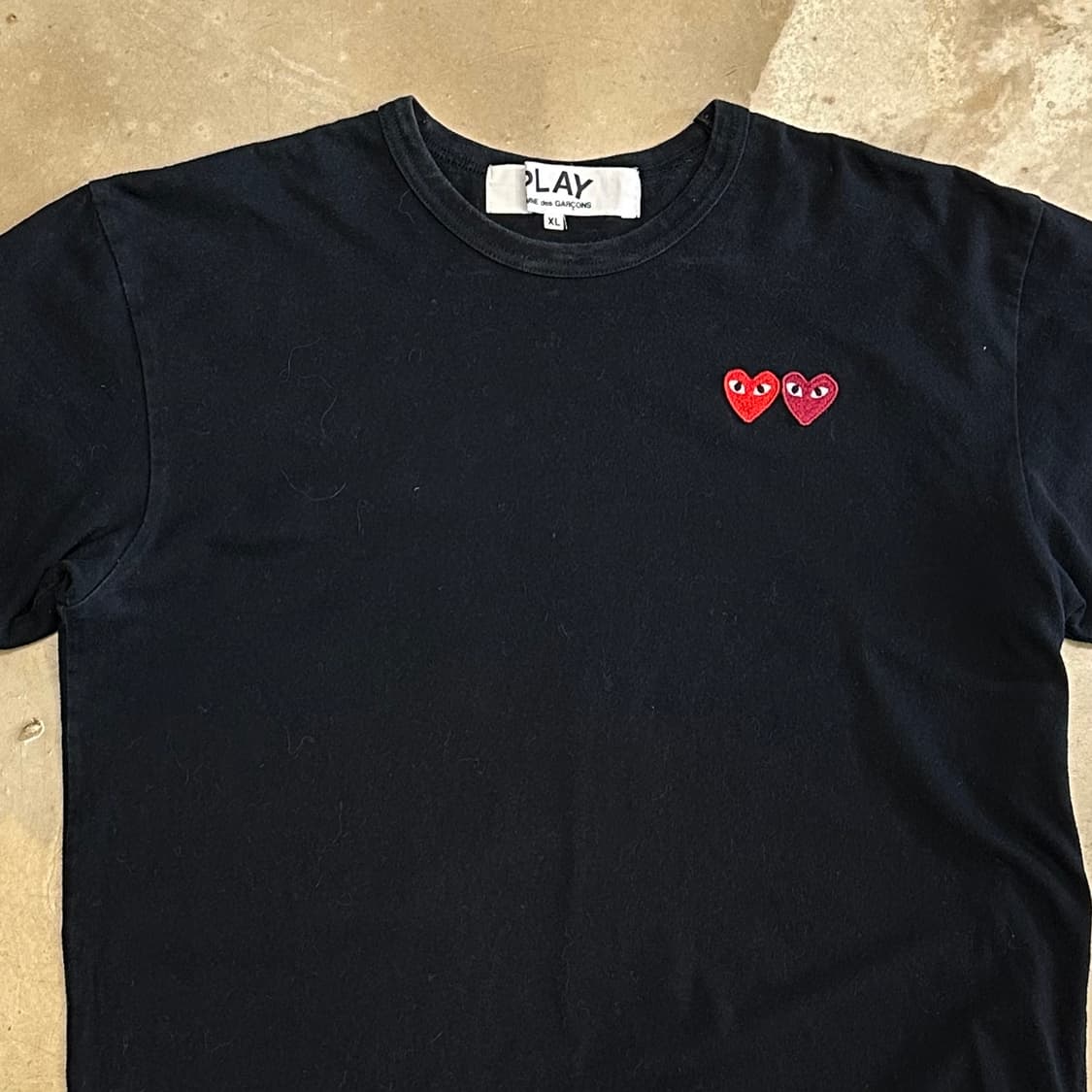 XL 꼼데가르송 더블하트와펜 블랙 반팔 티셔츠  상품이미지1