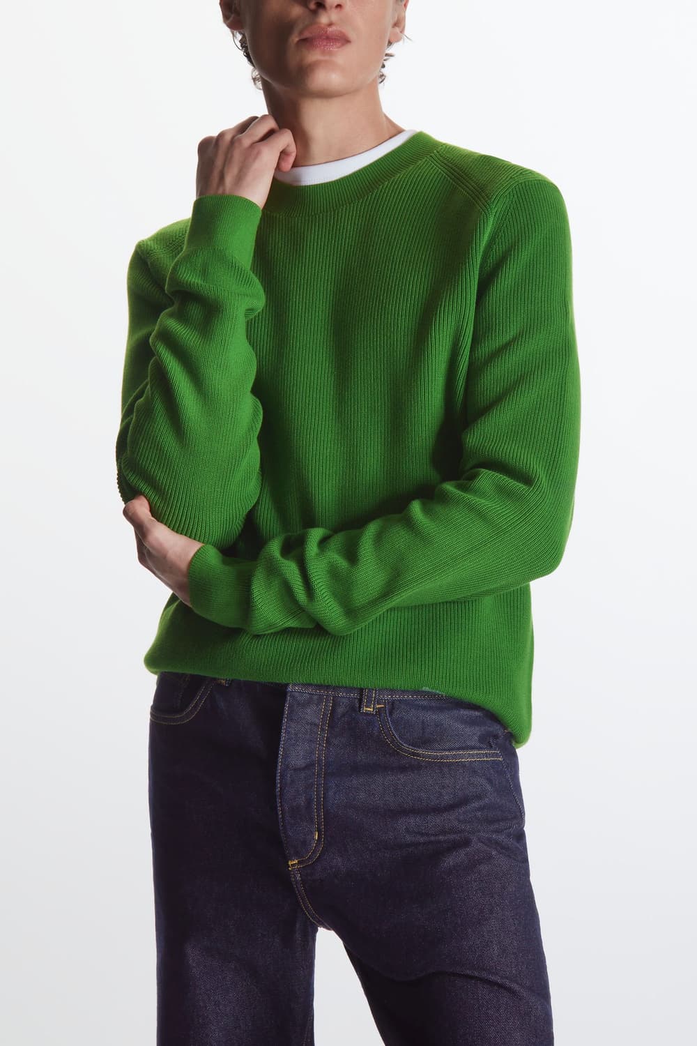 [코스] 레귤러핏 크루넥 스웨터 상품이미지2