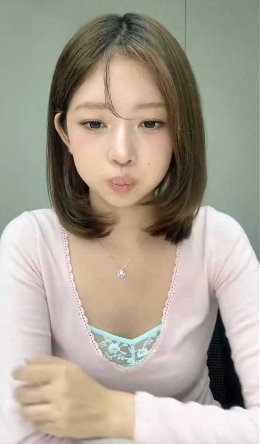 브랜디멜빌 아일렛 탑 베이비핑크 상품이미지2