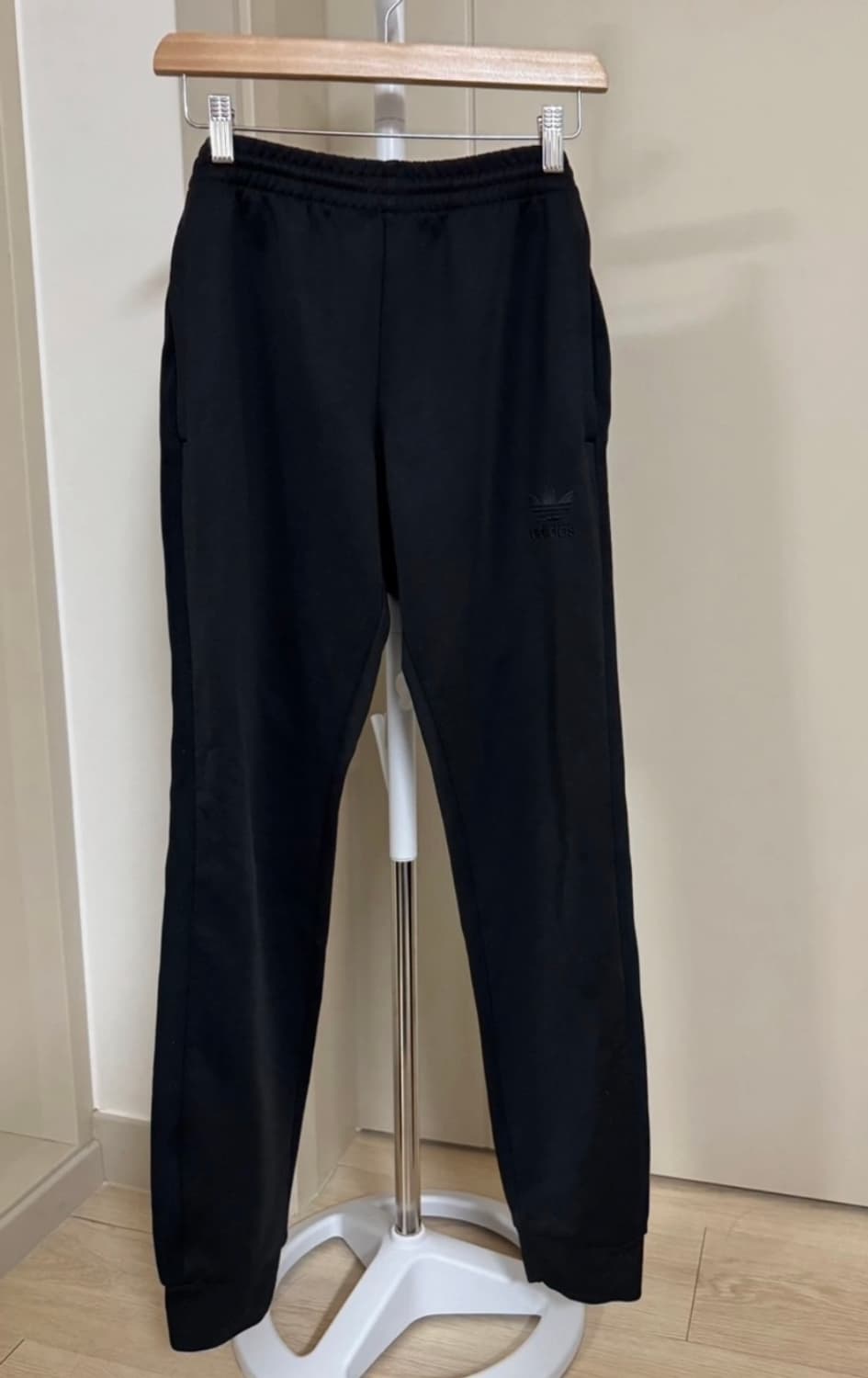 아디다스 트레포일 올블랙 조거 팬츠 M 상품이미지2