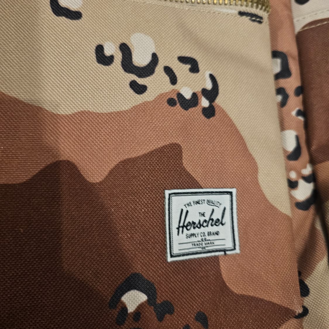 허쉘 가방 백팩 데져트카모 초코칩 새것 상품이미지2