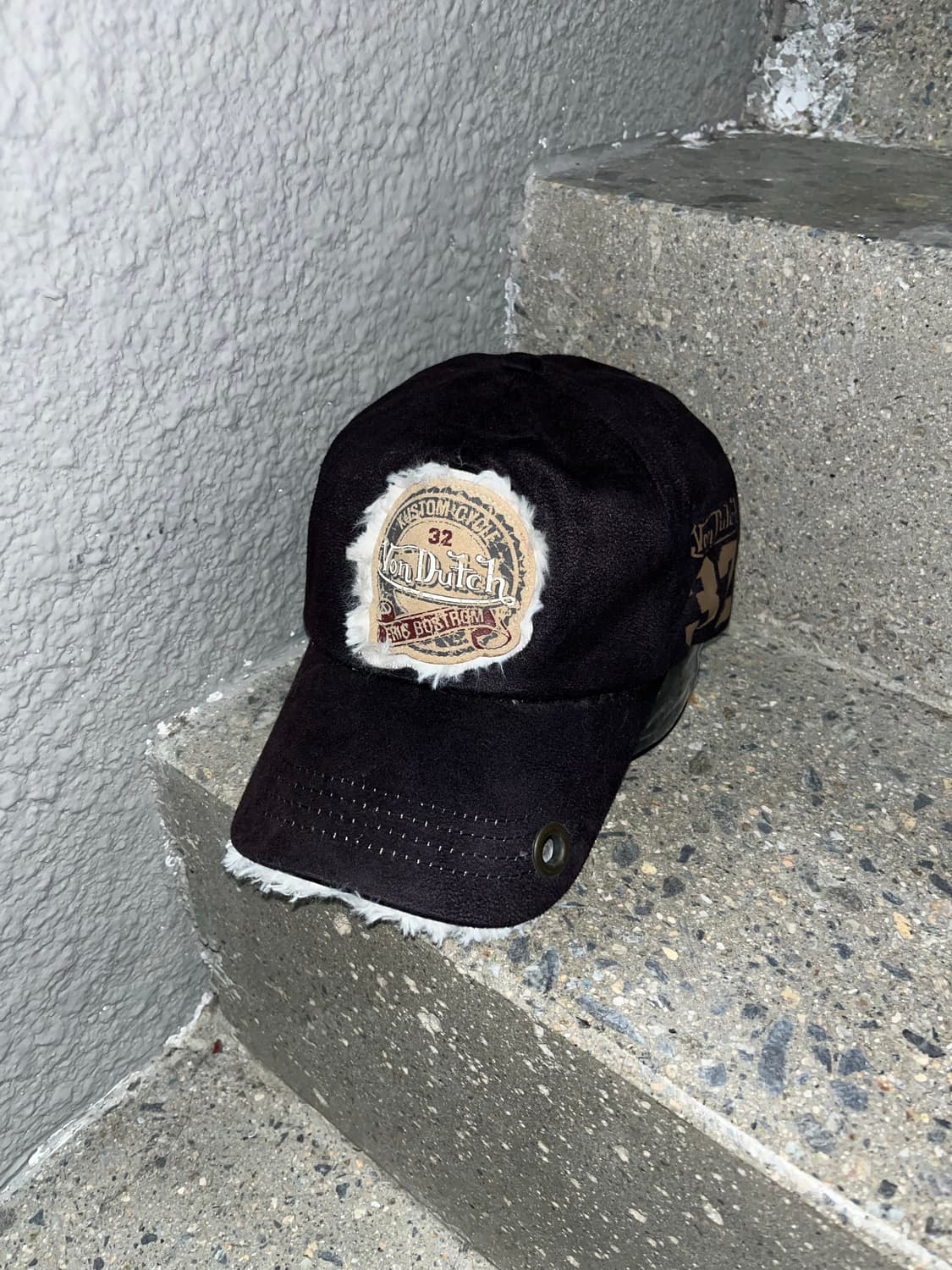VonDutch 본더치 블랙 무스탕 볼캡 상품이미지1
