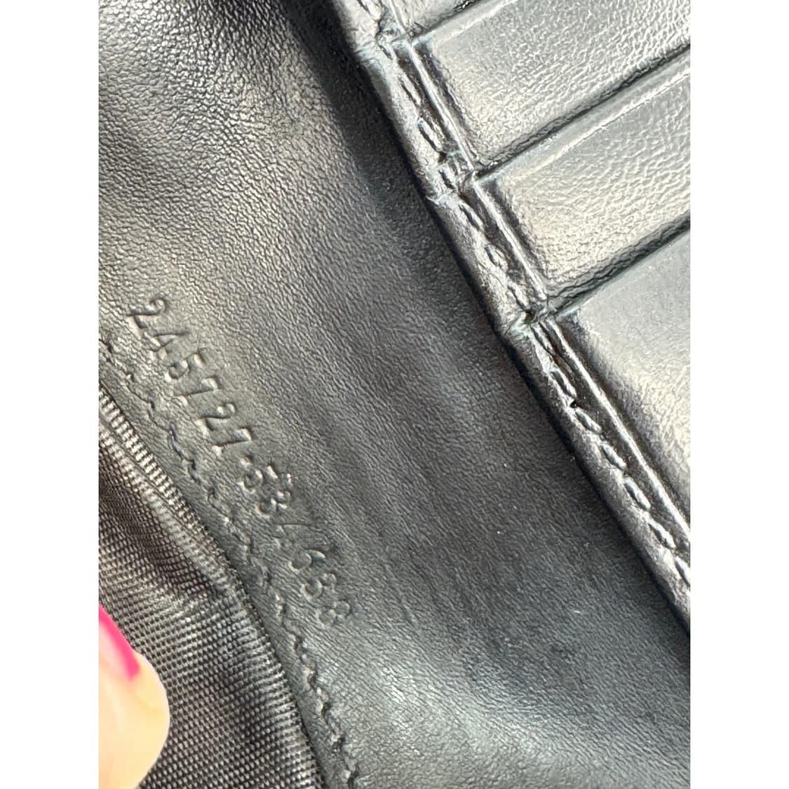 구찌 지갑 Gucci Guccissima GG Heart Bifold 상품이미지4