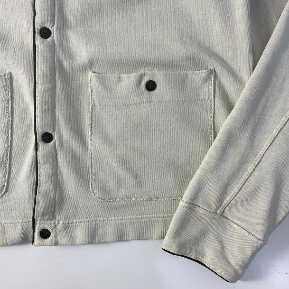 Stone island  스톤 아일랜드 90,s 와펜 코튼 스웨트 버튼  상품이미지5