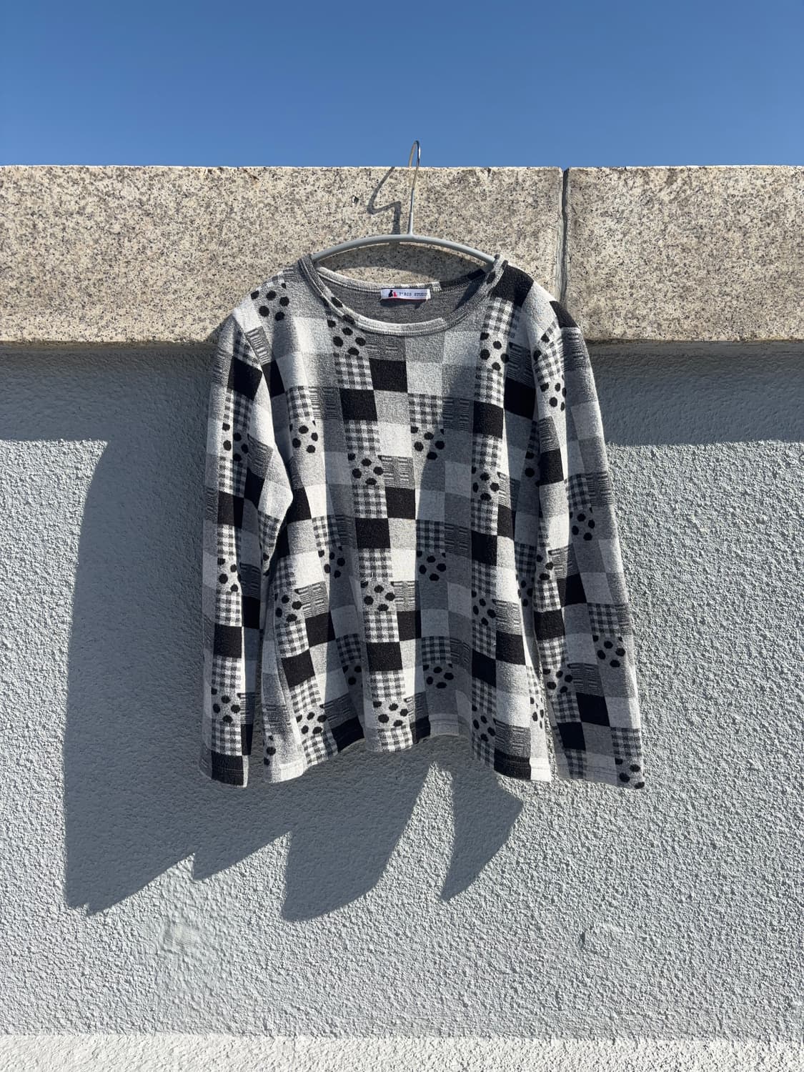 재패니즈 스퀘어 패턴 믹스 긴팔 티 상품이미지1