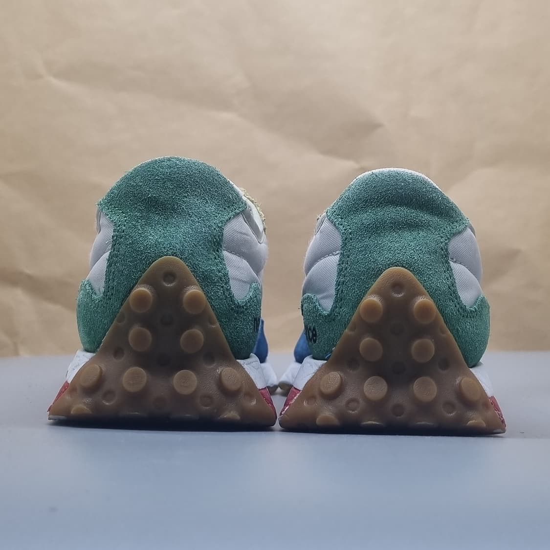 뉴발란스 327 아동운동화235 상품이미지4