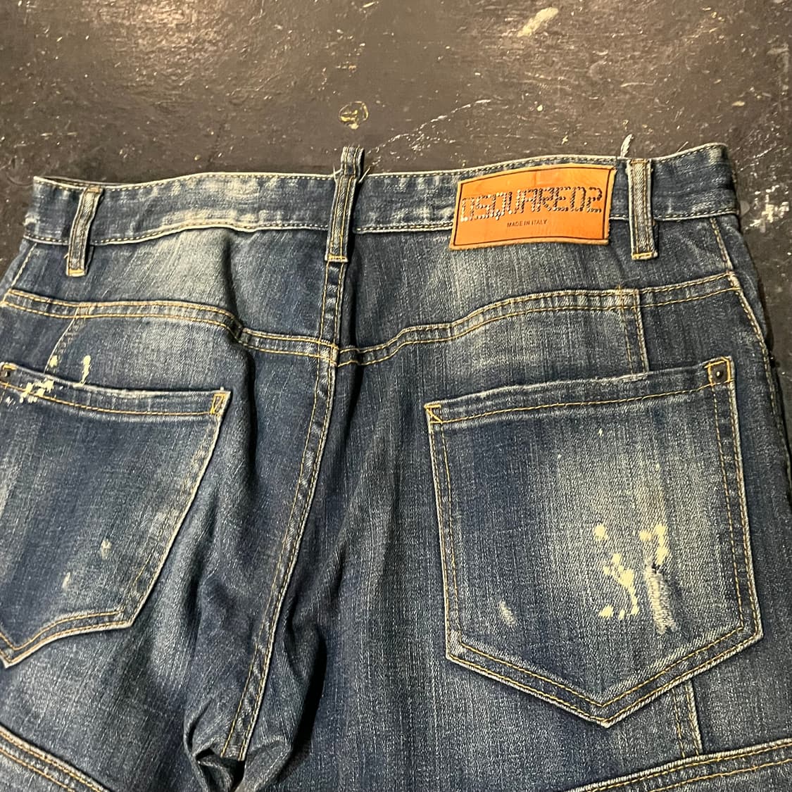 디스퀘어드2 데미지진 상품이미지4