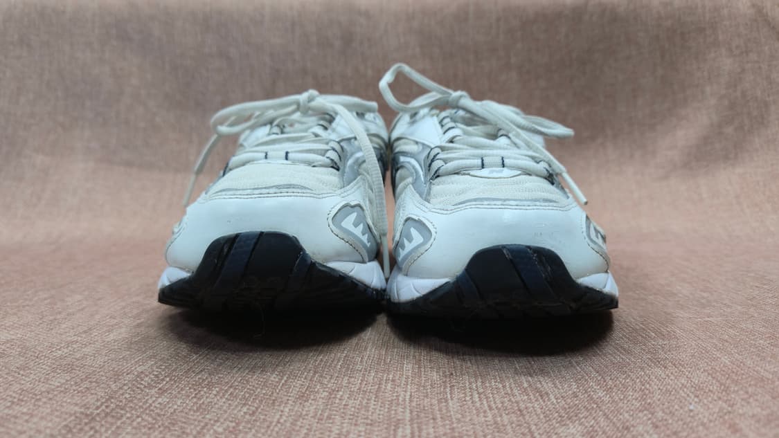 뉴발란스 245mm-  725 스니커즈 화이트/실버 상품이미지3