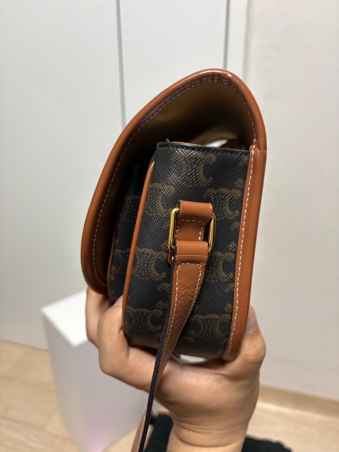 셀린느 트리오페 풀코백 미디움 상품이미지8