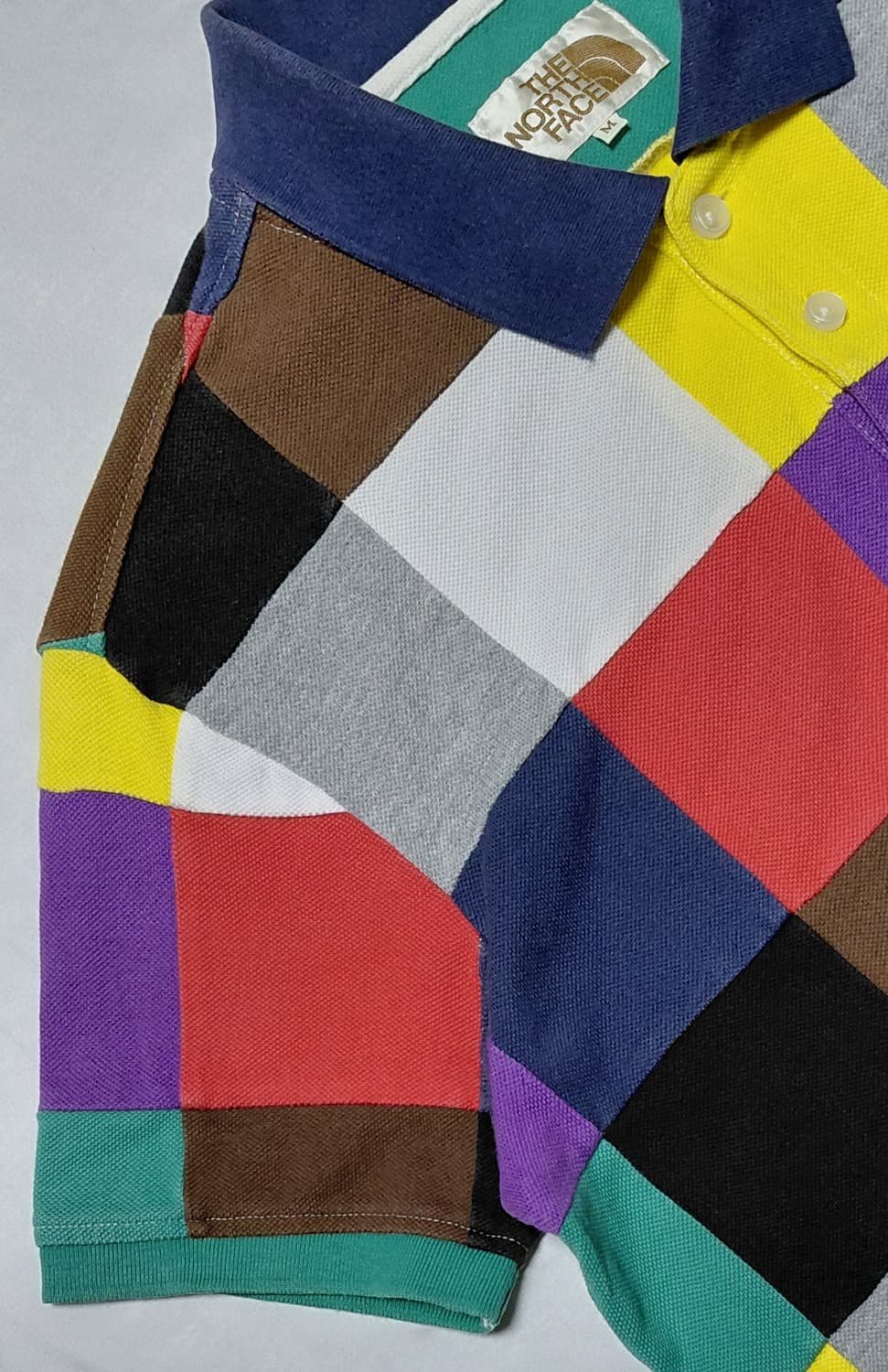 [M] 노스페이스 레트로 멀티 컬러 패치워크 폴로 셔츠 상품이미지2