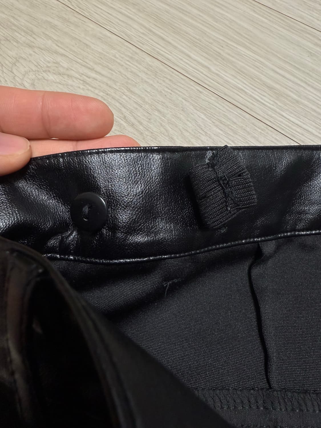 버튼 디테일 플레어 팬츠 상품이미지5