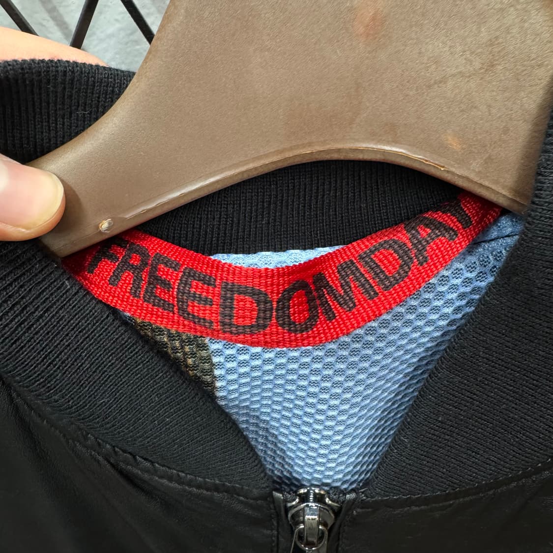 ITA VINTAGE 레더 블루종 전면 집업 포켓 포인트 블랙 상품이미지7