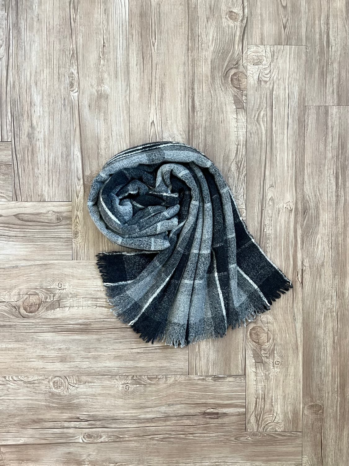 theory 울 체크 스카프 상품이미지1