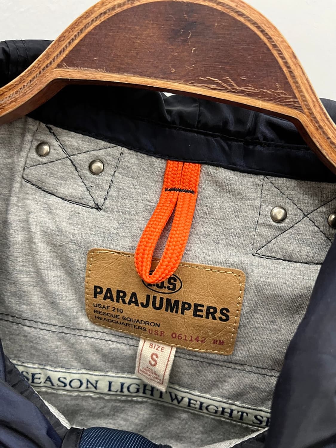 여) 파라점퍼스 바람막이 후드자켓  상품이미지4