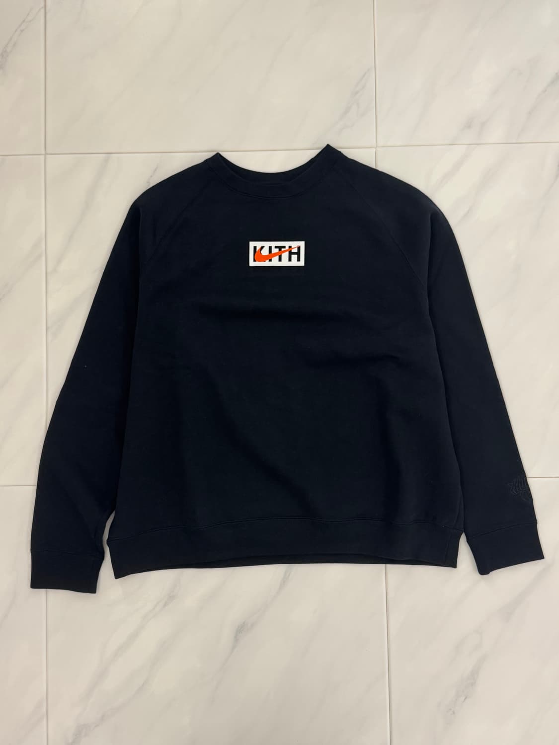 나이키 KITH & Nike & NBA 콜라보 맨투맨 상품이미지1