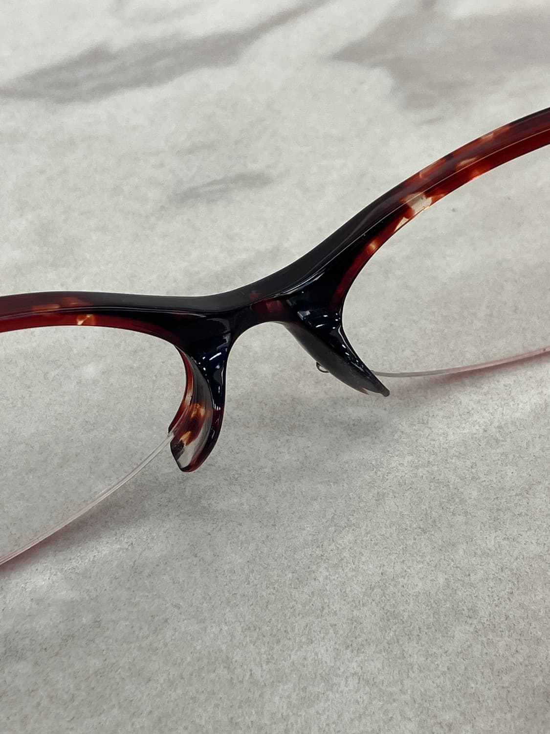 포리오 Forio 브라운 오벌 반무테 안경 상품이미지4