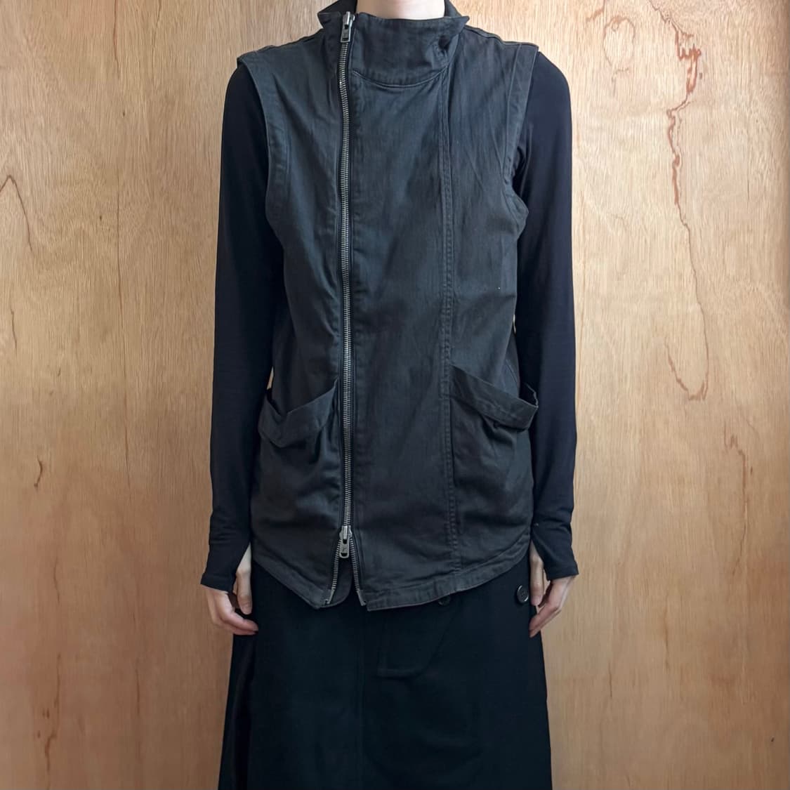 립반윙클 비대칭 지퍼 베스트 상품이미지1