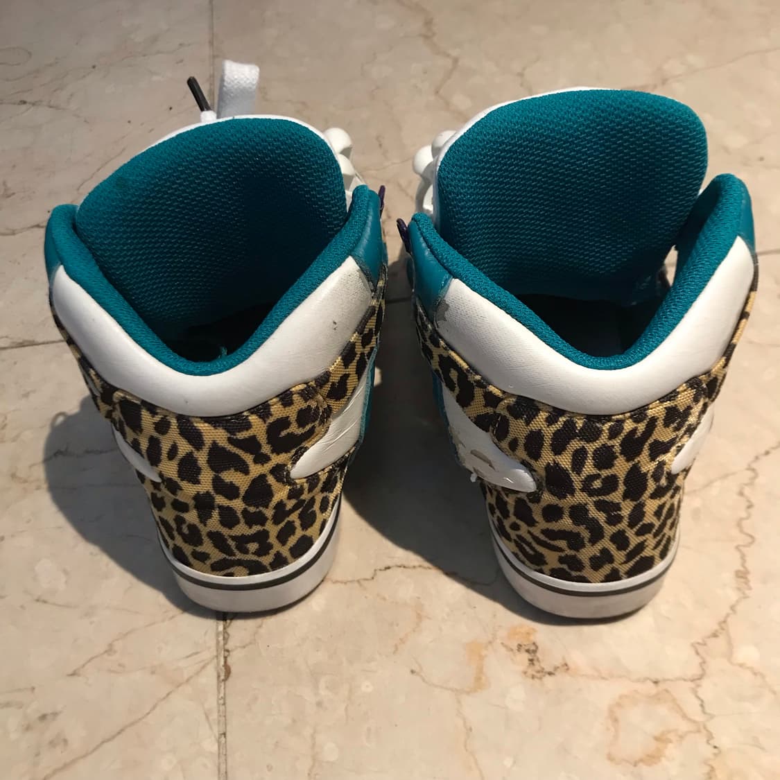 급전 아디다스 제레미스캇 본즈 상품이미지3