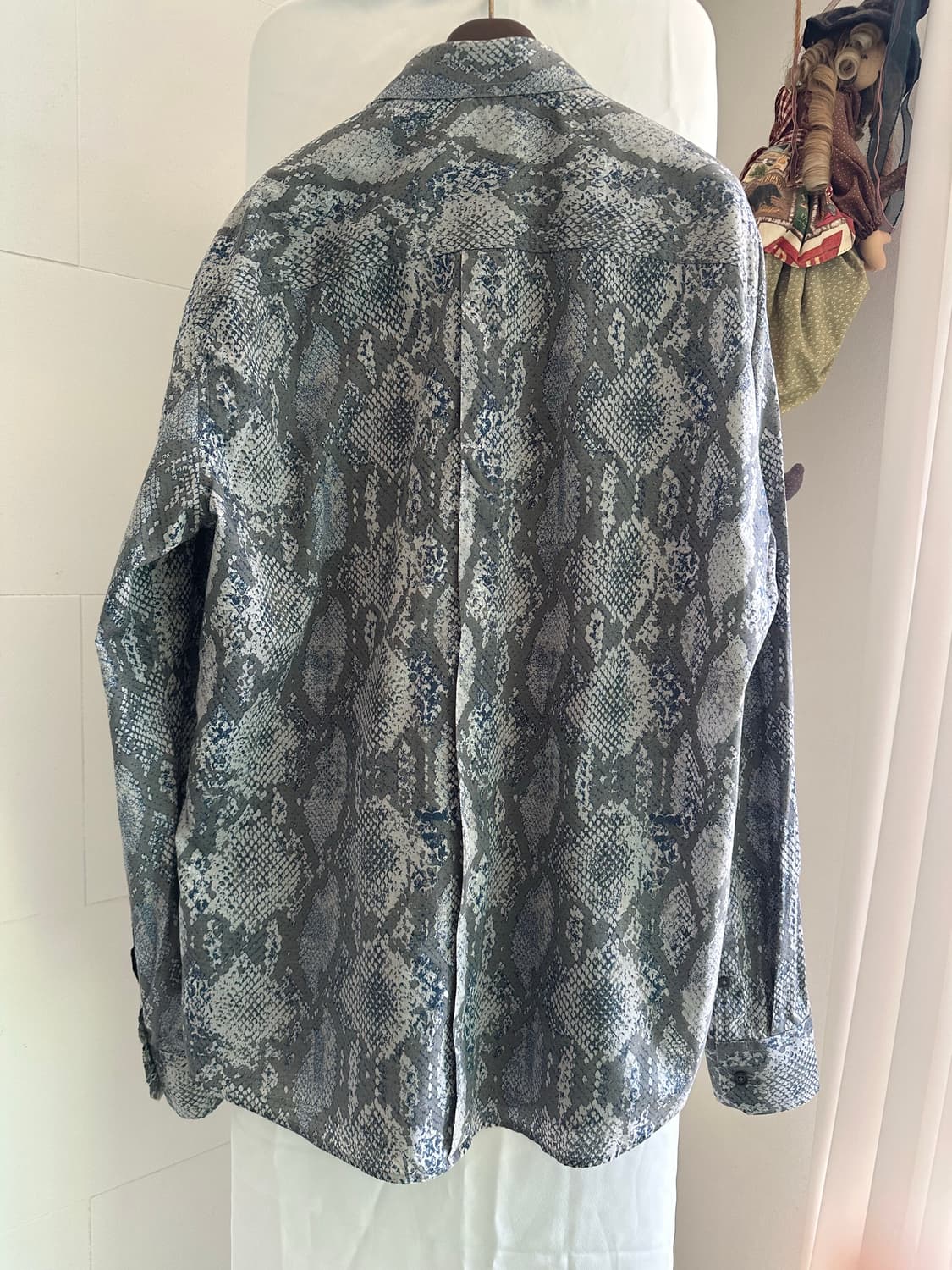 A/X 아르마니 뱀피 파이턴 패턴 셔츠  상품이미지2